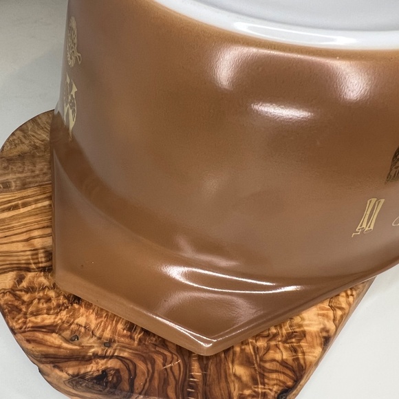 PYREX Early American Casserole Dish Bowl w Lid 2.5 Quarts Rare Vintage EUC - Picture 14 of 16